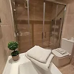 Appartement Anais. Con Piscina En Atico. *