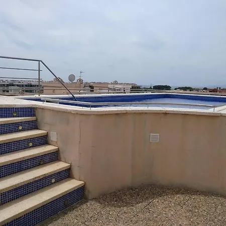 Anais. Con Piscina En Atico. Apartment